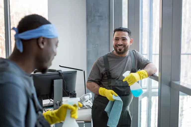 Cleaning Hygiene Operative Commercial Level 2